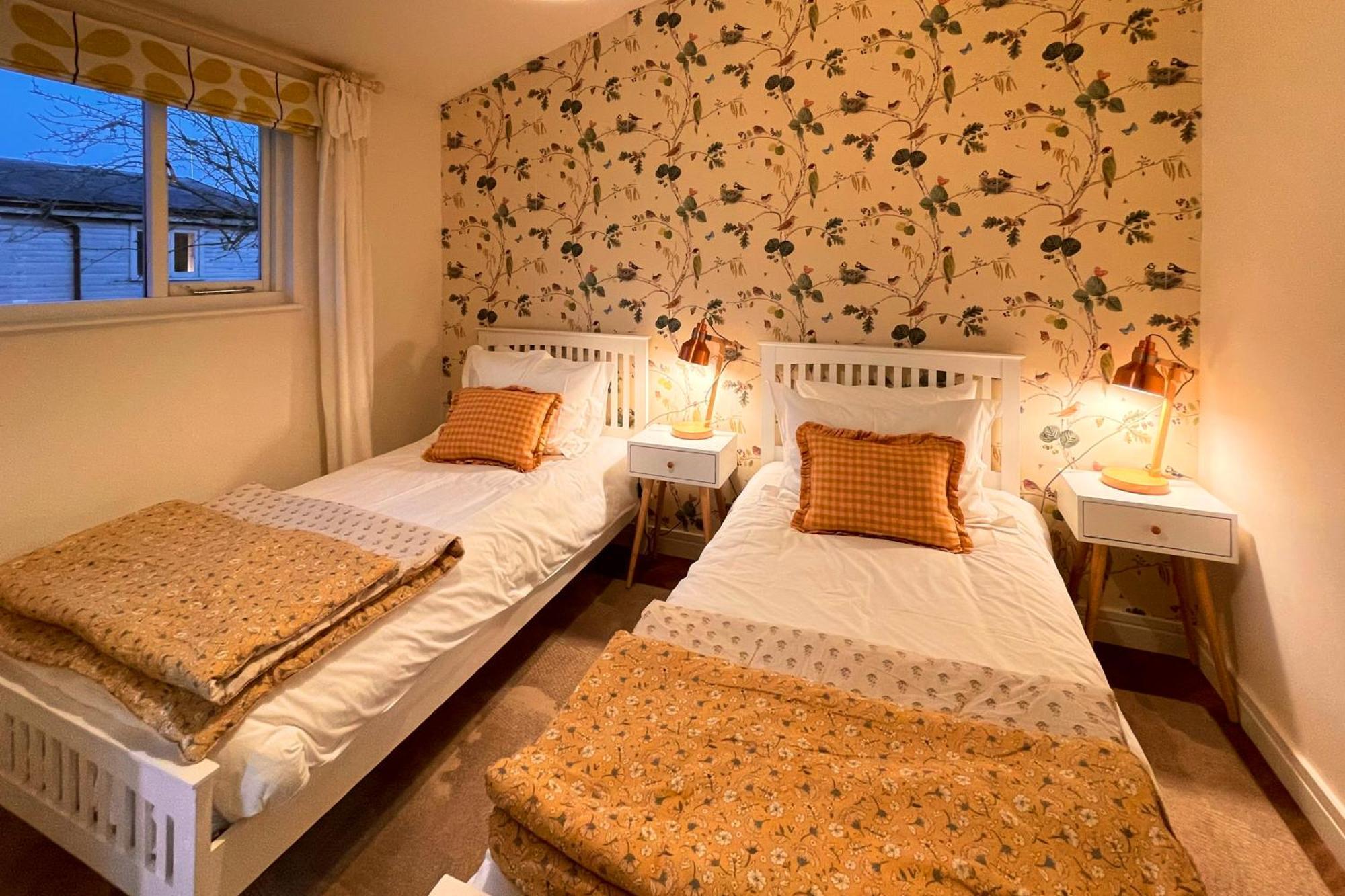 Woodpecker Lodge - Brook Meadow - Sleeps 4 Plus 2 - No Pets Market Harborough Extérieur photo